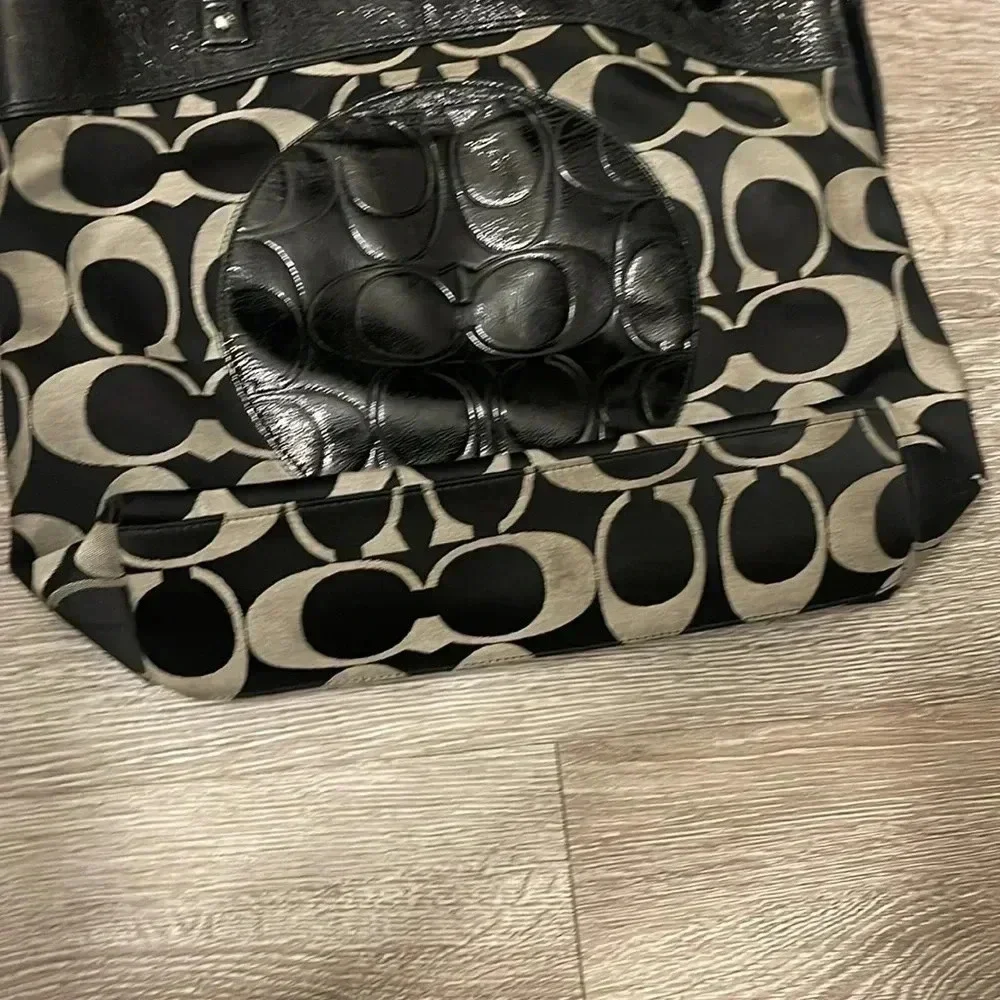 COACH Black Signature Canvas Patent Laura Tote Handbag Purse Y2K